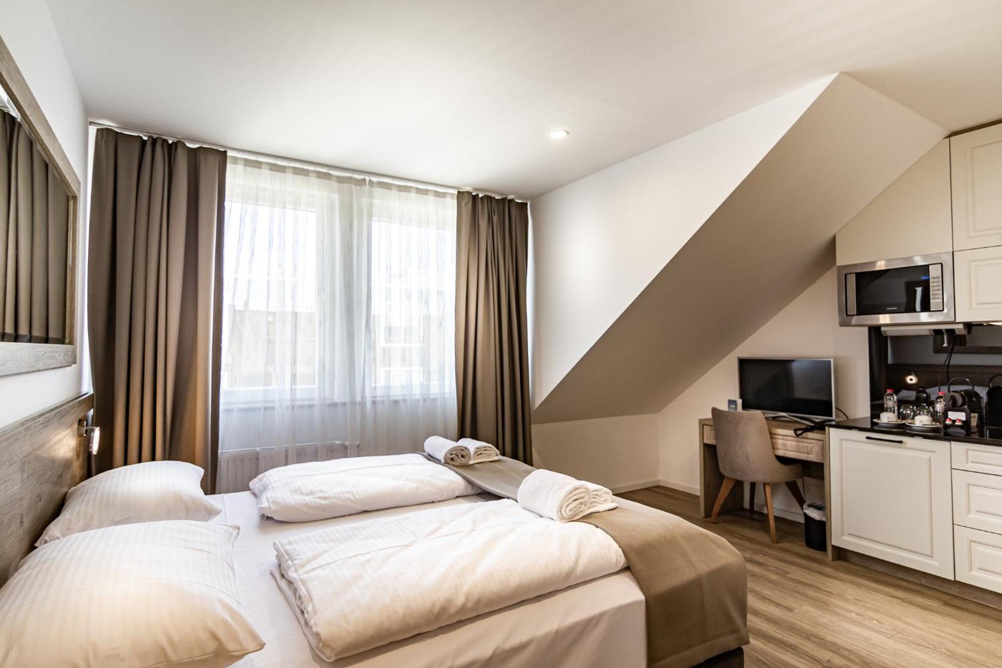 Sleep Inn Duesseldorf — Photos 1